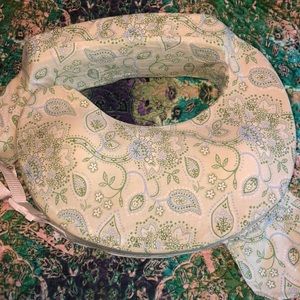 My Brest Friend nursing pillow Like new never used